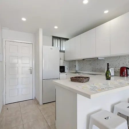 Apto Svezda El Dorado 아파트 *